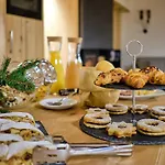 Bed & Breakfast Sotto L'alben Oltre il Colle